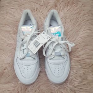 Adidas rivalry low womens sneakers